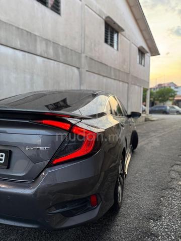 2017 Honda CIVIC 1.8 i-VTEC (A) - 4