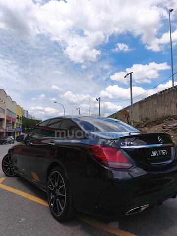 2019 Mercedes Benz C300 2.0 AMG LINE (CKD) (A) - 2
