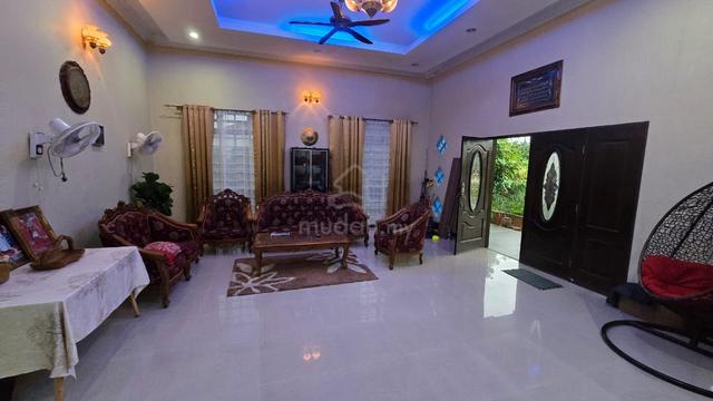 Kamunting Freehold Spacious Bungalow For Sale 1