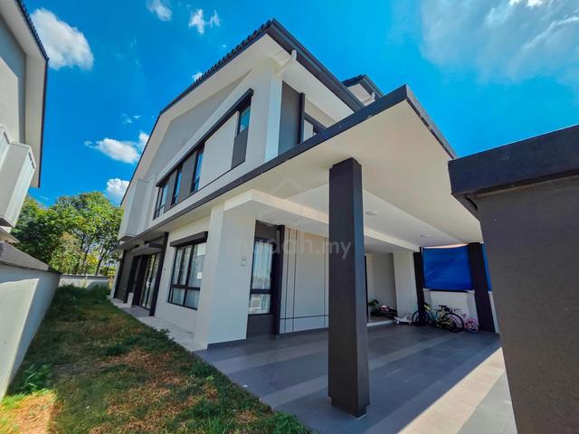 2 Storey Semi D Freesia Residence Tropicana Aman Bandar Rimbayu 1