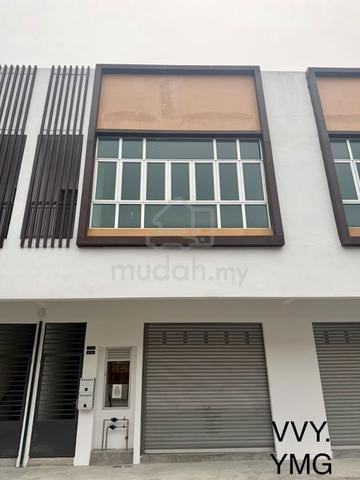 Brand New 2 Sty Shoplot @ Scientex Jenjarom Prime Location For Rent !! 1