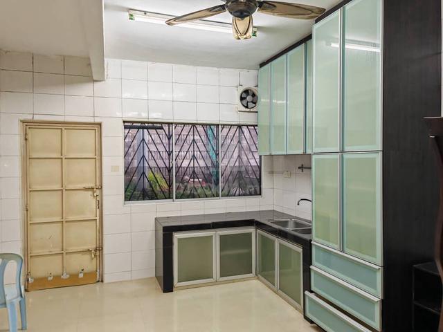 Double storey terraced house (Taman bukit maluri) bandar menjalara 2