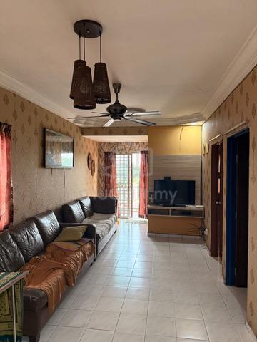 Golden Villa 1