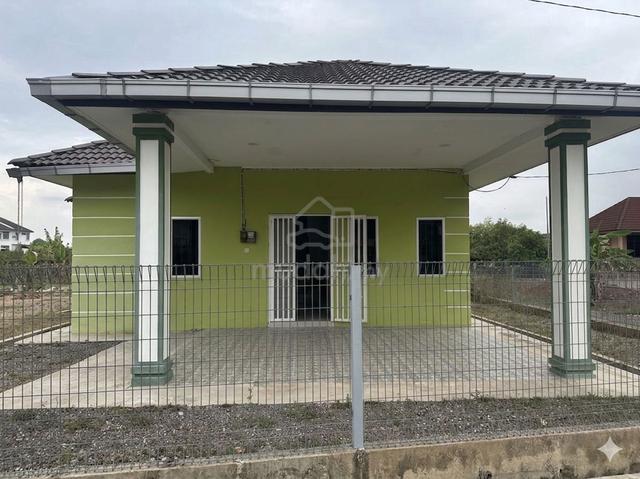 Banglo Setingkat Tanah Luas 7578sqft Untuk Dijual Dengan Perabut 1