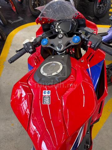 Honda cbr250rr - photo 4 of 6