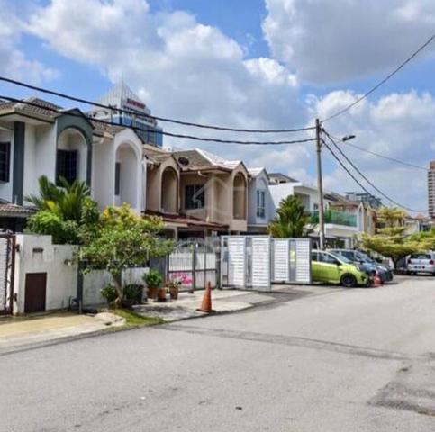 PJS 9 Bandar Sunway Subang Petaling Jaya double storey house 1