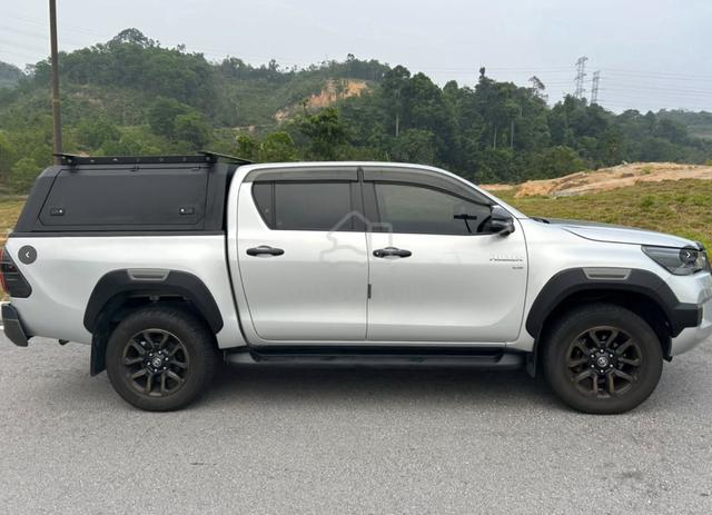 2022 Toyota HILUX 2.8 ROGUE (A) - 5