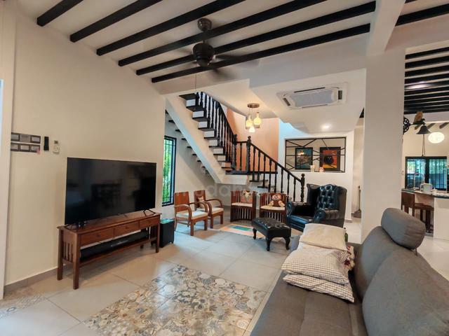JB Town Taman Pelangi Double Storey Corner 44x80 Fully Renovated 1