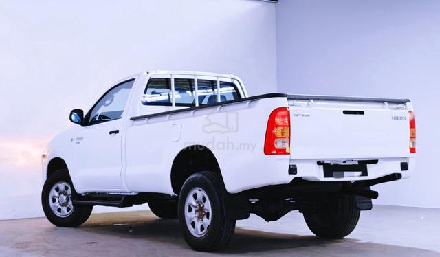 2010 Toyota HILUX 2.5 FACELIFT (M) Single Cab - 2