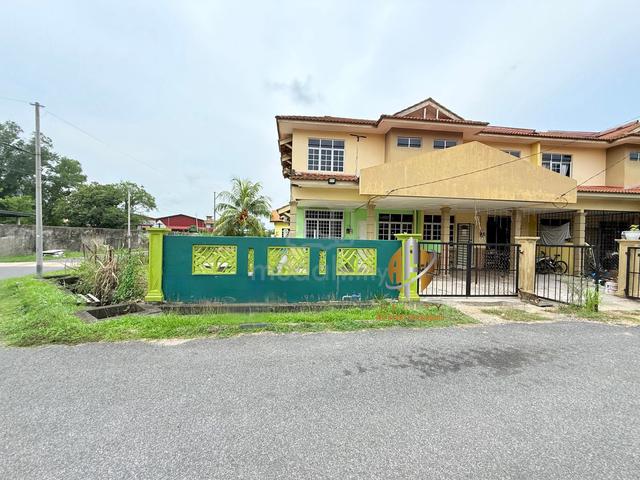 Rumah Teres 2 Tingkat Corner Lot di Taman Desa Putra, Dungun, TRG 1