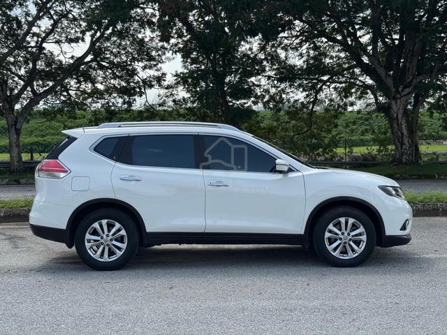 Nissan X-TRAIL 2.5 COMFORT (A) 4WD [WARRANTY] - 5
