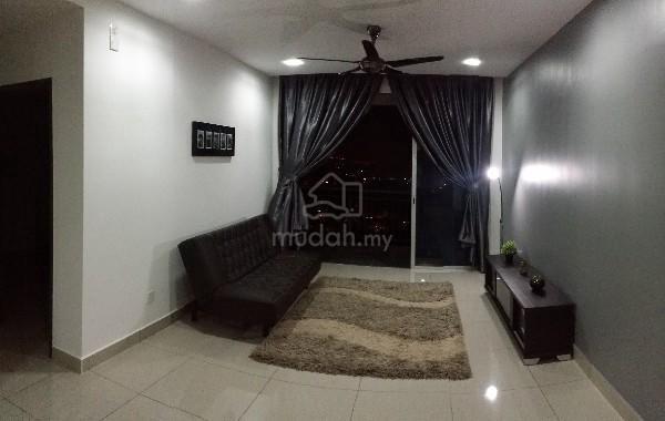 Seri Austin Residence Luxury Apartment 1