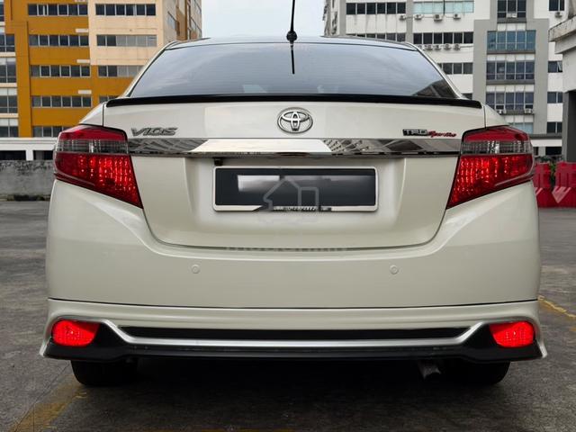 TOYOTA VIOS FULLSET TRD KEYLESS ABS TRC CBACK FL0n - 4