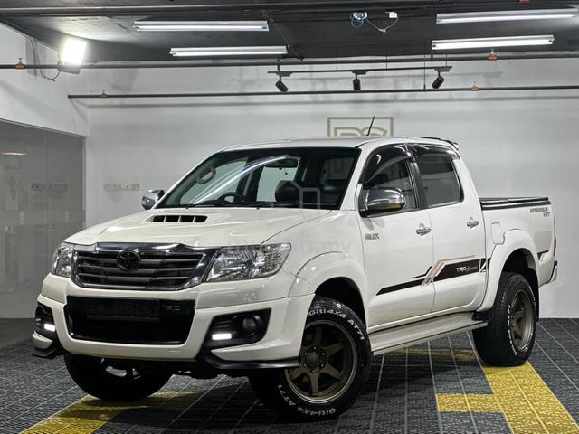 2015 Toyota HILUX 2.5 G TRD SPORTIVO (A) NO OFF/RD - 2