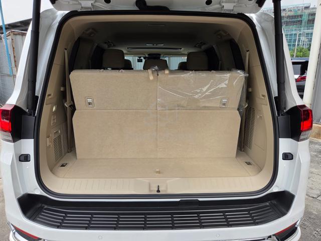 full spec 2024 Toyota LANDCRUISER 3.4 ZX promo (A) - 5