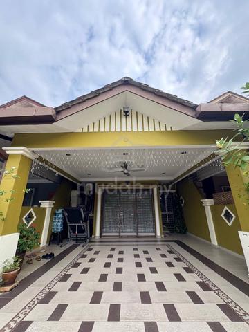 Renovated, Well Maintained, Double Storey Seksyen 23 Shah Alam 1