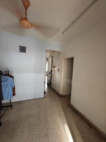 Taman Maju Jaya Pelangi Plaza Double Storey House Sale Johor 1