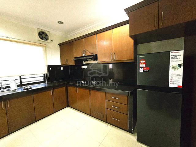 Rumah Double Storey Luas Kitchen Cabinet Extended Puncak Alam 1