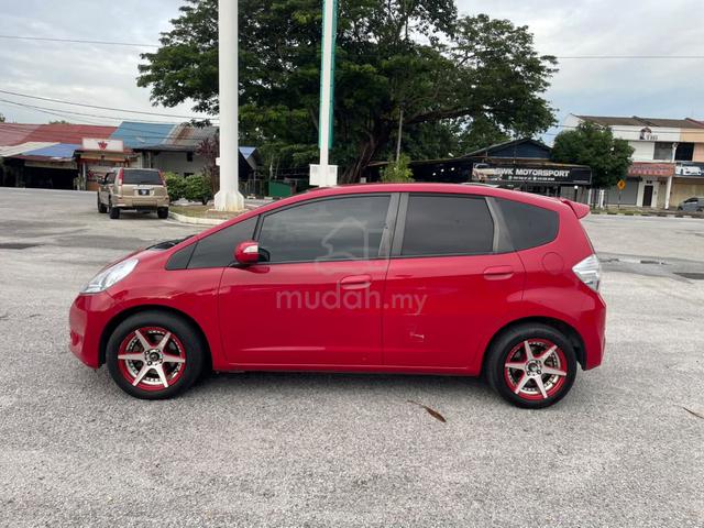 2012 Honda JAZZ 1.3 (HYBRID) FACELIFT (A) - 4