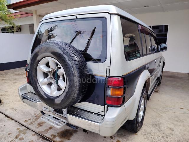 1995 Mitsubishi PAJERO 2.8 (A) - 4