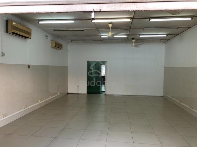Ground floor Shop Lot at Kampung Baharu Seri Kembangan 1