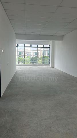 Bandar Cemerlang @ Jalan Bandar Cemerlang 1 End Lot Ground Floor Rent 1