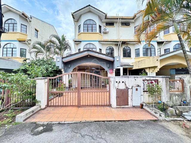 FACING OPEN END LOT 2.5 Storey Terrace Taman Tenaga Kajang RENOVATED 1