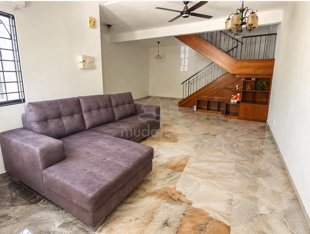 Bandar Puchong Jaya 2 Storey Terrace House KITCHEN CABINET 3 AIRCONDS 1