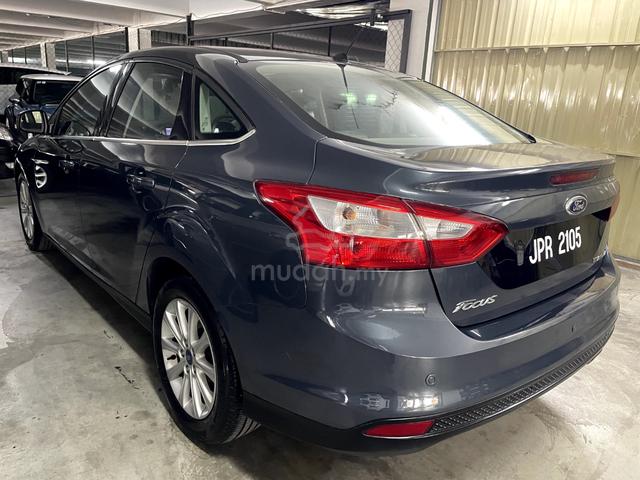 Ford FOCUS 2.0 Ti-VCT TITANUM PLUS (A) ONE OWNER - 3