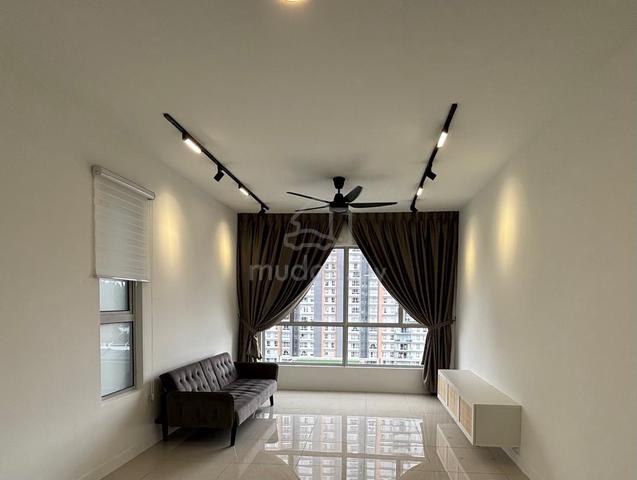 Emerald Hills 1