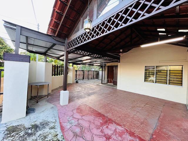 Corner Lot Taman Pontian Jaya Renovated Unit [ Cantik / Open Facing ] 1