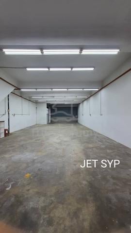 Selat selatan pandamaran 2Storey Link Factory 26x70 Tenanted For Sale 1