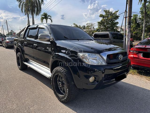 Toyota HILUX 2.5 G 4WD (A) TIPTOP CONDITION - 3