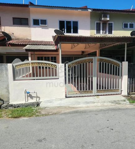 Double Storey Terrace, Taman Saujana, Kapar, Klang 1