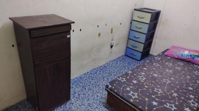 Larkin bilik sewa 1