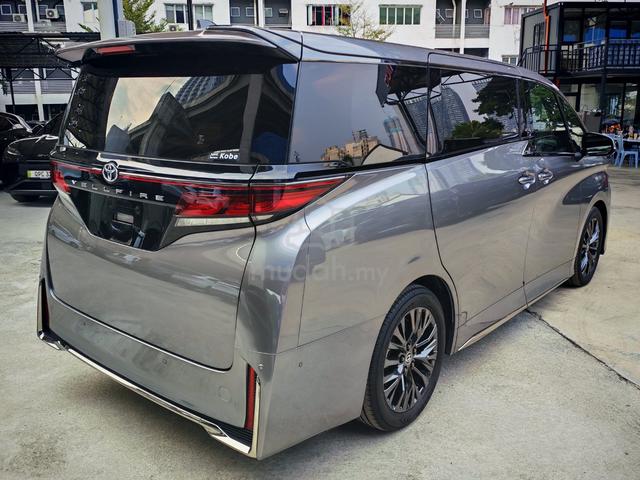 2025 TOYOTA VELLFIRE Z PREMIUM GRAY 2k KM 6A CAR - 5