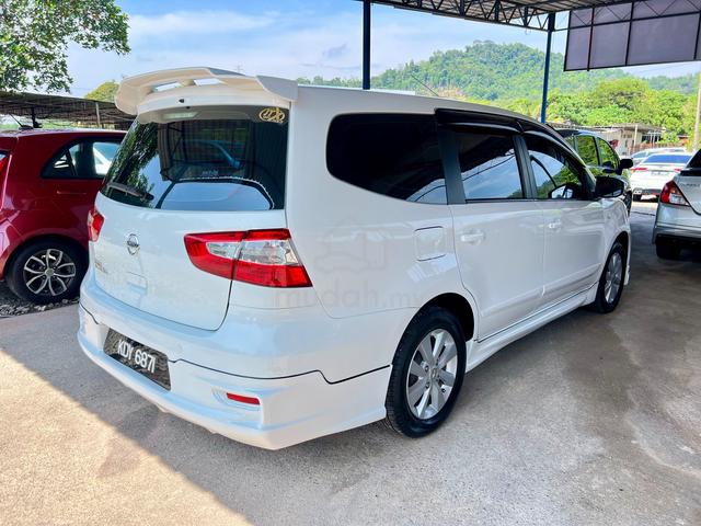 2015 Nissan GRAND LIVINA 1.6 IMPUL (A) high spec - 4