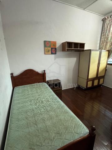 Room for rent- 5mins from Vivacity 1
