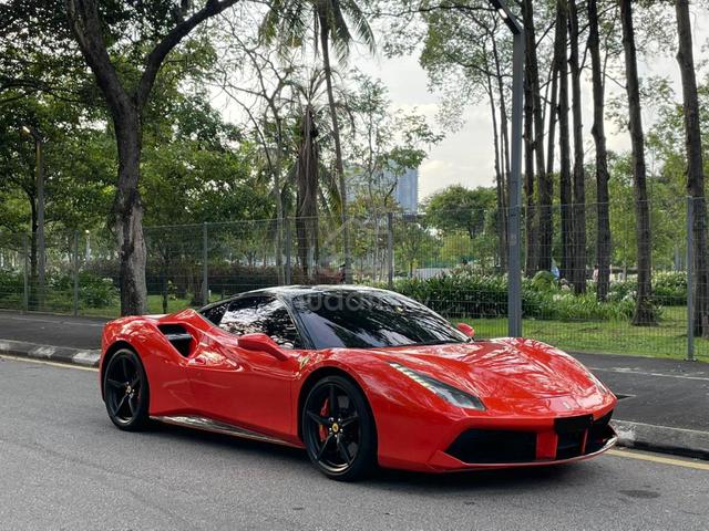 2017 FERRARI 488 GTB 3.9 FULL Options Carbon Pack - 1
