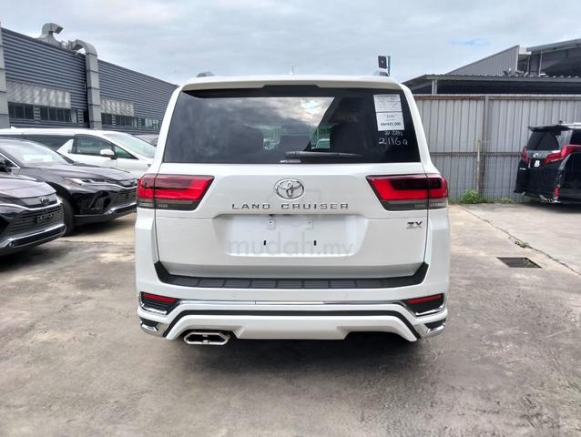 4.5A 8K KM UNREG 2023 Toyota LANDCRUISER 3.5 ZX - 5