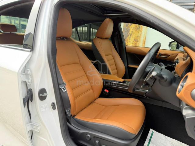 2023 Lexus IS300 2.0 VERSION L BROWN INTERIOR RARE - 3