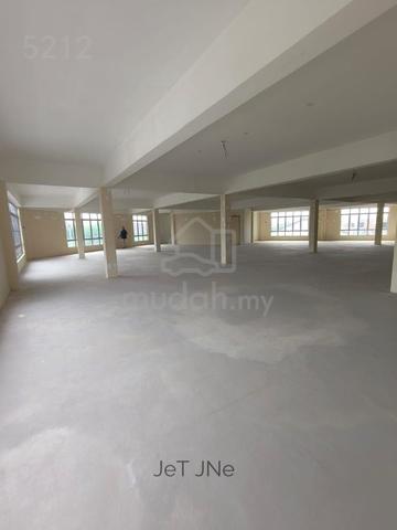 FOR RENT 3-Storey Corner Shoplot 2nd Floor Jln Temenggung Klang 1