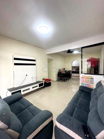 Apartment Ria 1 @ Taman Megah Ria Masai 1