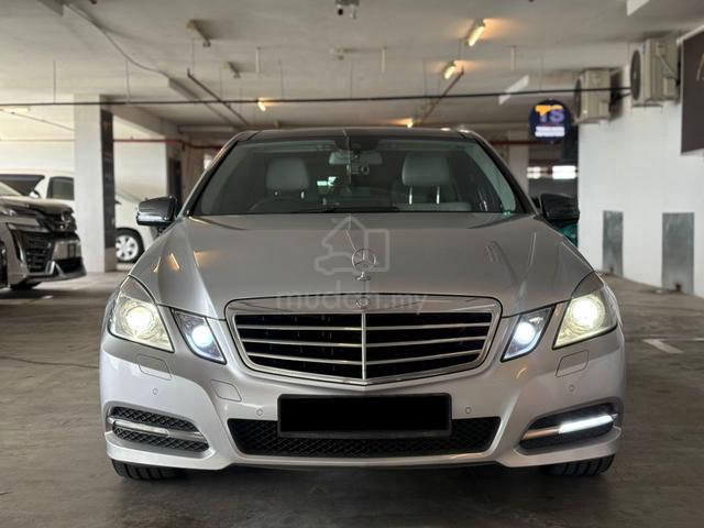 2011 Mercedes Benz E250 CGI BlueEFCY/ WARRANTY - 3