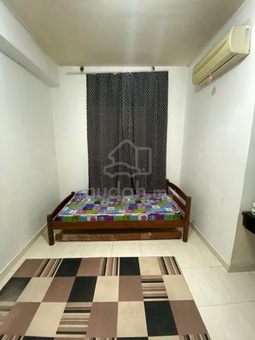 Medium room for rent Bouginvilla Appartment in July 2026 1