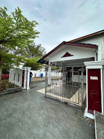 CORNER LOT‼️Taman Scientex, Pasir Gudang, Masai. MEDIUM LOW COST 1