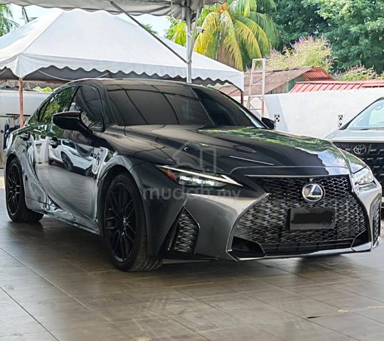 Lexus IS300 2.0 F SPORT MODE BLACK Mark Levinson - 1