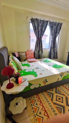 Master Room w/ Private Attached Bathroom @ Sri Bayu Apartment, Puchong 1