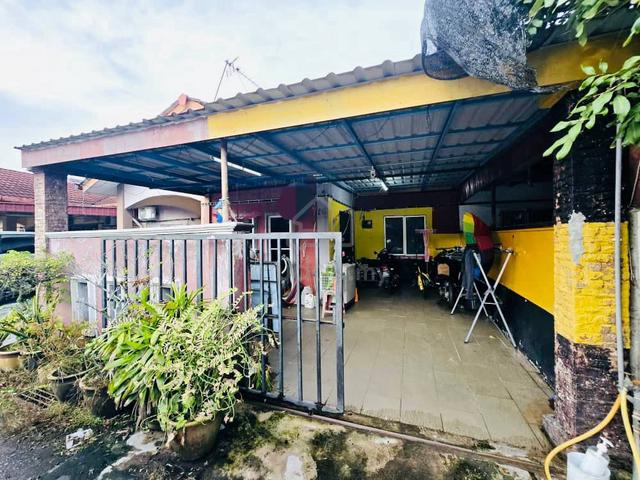 Single Storey Terrace House Taman Ikan Emas Jeram, Kuala Selangor 1