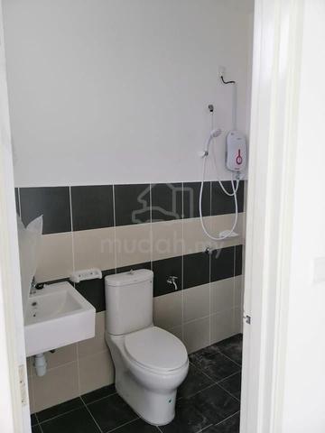 The Fern @ Meridin East Double Storey Terrace House for rent 3